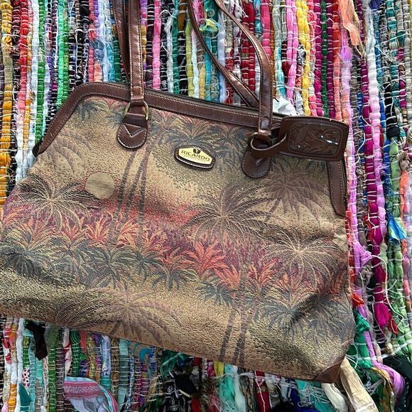 COPY - Ricardo Beverly Hills Vintage Weekender Bag - Picture 1 of 8